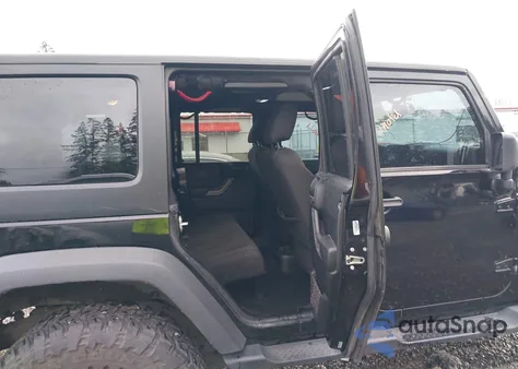 2018 Jeep Wrangler Jk Unlimited Sport z USA, uszkodzony, nr VIN 1C4BJWDGXJL914546